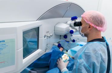 Акция на лазерную коррекцию зрения до -20% для мужчин и женщин с 21 февраля по 8 марта 2022 года.