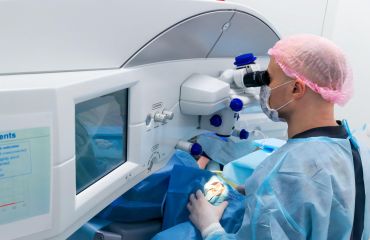 Акция в апреле на лазерную коррекцию зрения SMILE, FemtoLasik, Monovision - скидка от 5%. 